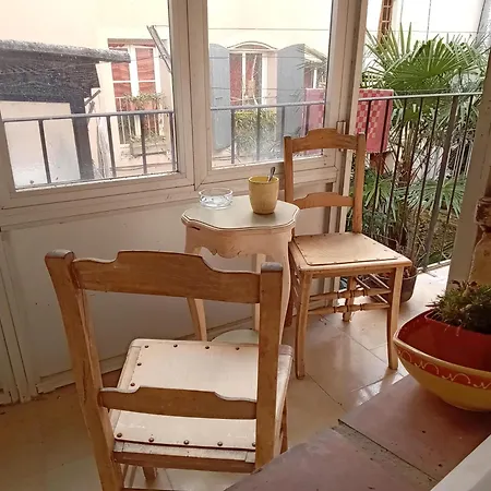 شقة 2chb Et Balcon Au Centre De *